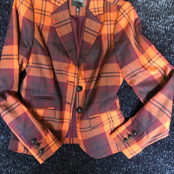 Gorgeous blazer - Picture 4 of 4